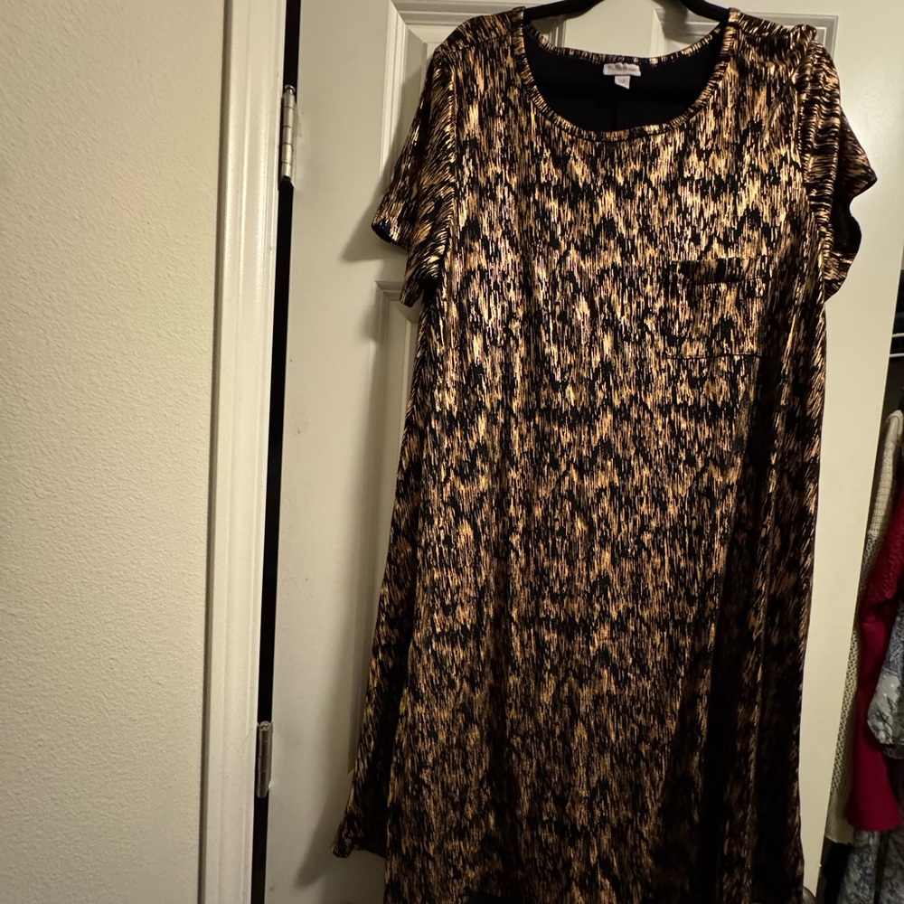 LuLaRoe Black and Gold Elegant Dress
